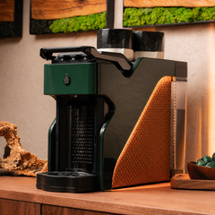 Line1 Espresso and Coffee Machine: Evergreen & Saddle