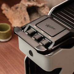 Line1 Espresso and Coffee Machine: Glacier & Grain