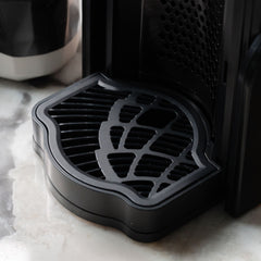 Line1 Espresso and Coffee Machine: Satin Black & Onyx