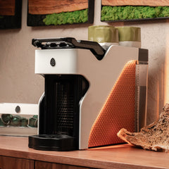 Line1 Espresso and Coffee Machine: Glacier & Saddle