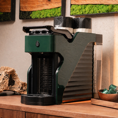 Line1 Espresso and Coffee Machine: Evergreen & Onyx